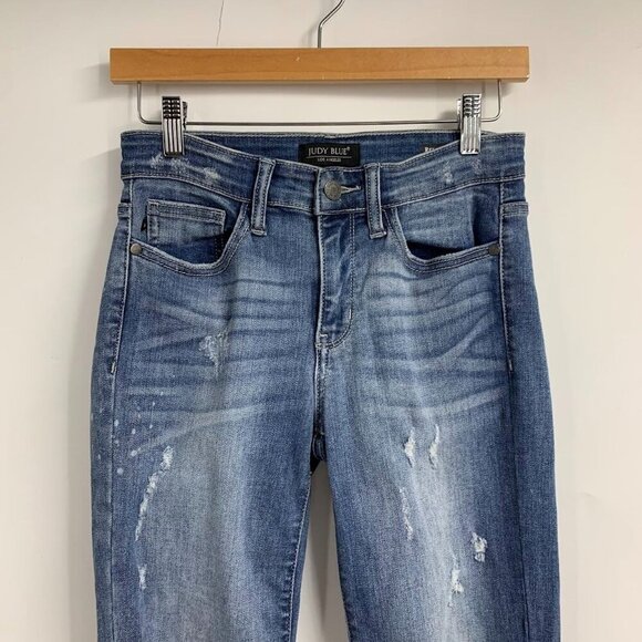 Judy Blue Women's Shredding Up My Life JB8273MD Relaxed Distressed JEans Size 27 - Picture 3 of 13